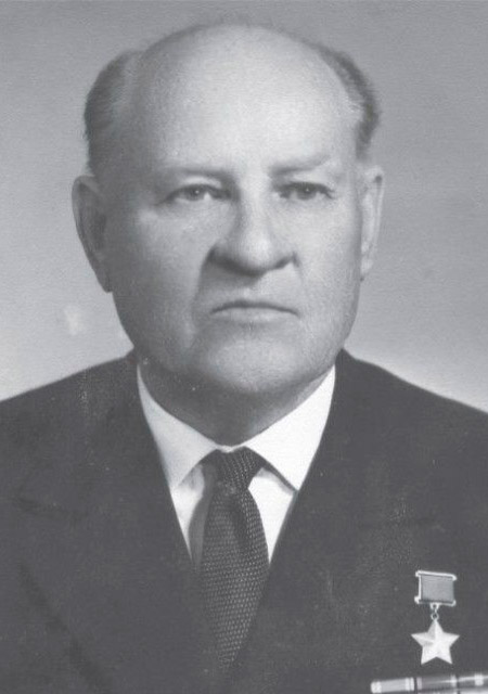 Чистяков Максим Андреевич (1908–1984)