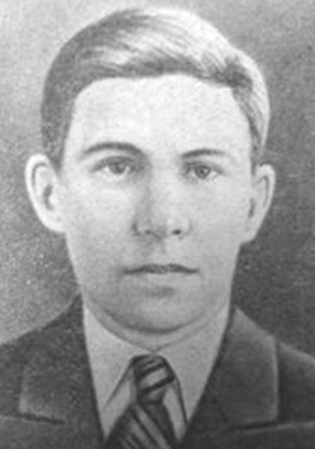 Вересков Александр Иванович (1924–1944)